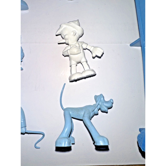 LOT Vintage Marx Disney Dumbo TV Playhouse w 2-Story House & Pinocchio FREE SHIP - Picture 7 of 12